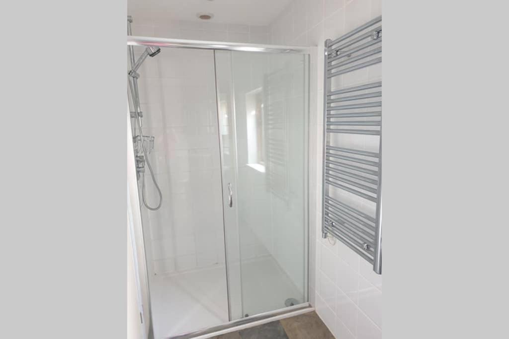 אברגאבני Willow Lodge מראה חיצוני תמונה